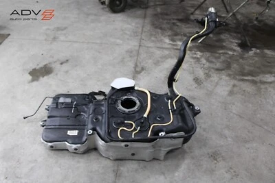 Audi Q5 SQ5 2009-2017 depósito de tanque de gasolina con cuello de llenado y escudo OEM Foto 1 de 4