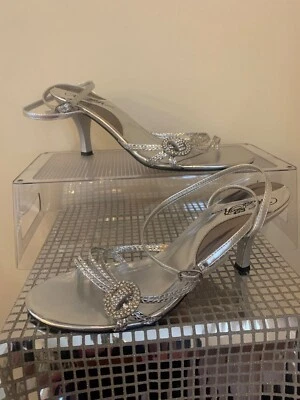 Wild Rose Women's Silver 3.5 Inch Strappy Dress Sandals Size 8.5 - Image 1 of 4