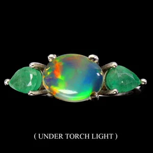 925 Sterling Silver Ring Oval Fire Opal 9x7mm Emerald Gemstone Jewelry Size 7.5 - Picture 1 of 9