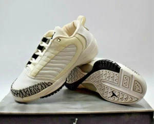 NIKE AIR JORDAN XIX LOW (PS) WHITE/BLACK/GREY TODDLER SIZE 13.5C (309020 111) - Picture 1 of 5