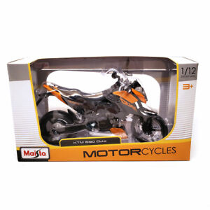 Maisto Motorcycle Series: KTM 690 Duke 1:12 Scale