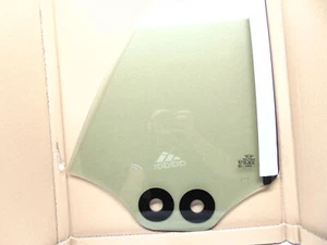 NEW GENUINE MINI R52 02-08 CONVERTIBLE REAR RIGHT SIDE WINDOW GLASS 51377111022 - Picture 1 of 3