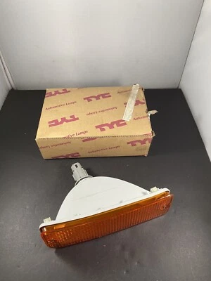 Lente de seta esquerda Toyota 4 corredores 1990-1991 81510-89134 - Imagem 1 de 3