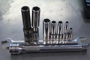 Snap-On ASSORTED Tools LTA2022 5/8"-11/16" SAE 15° Offset Low Torque Slimline  - Picture 1 of 10
