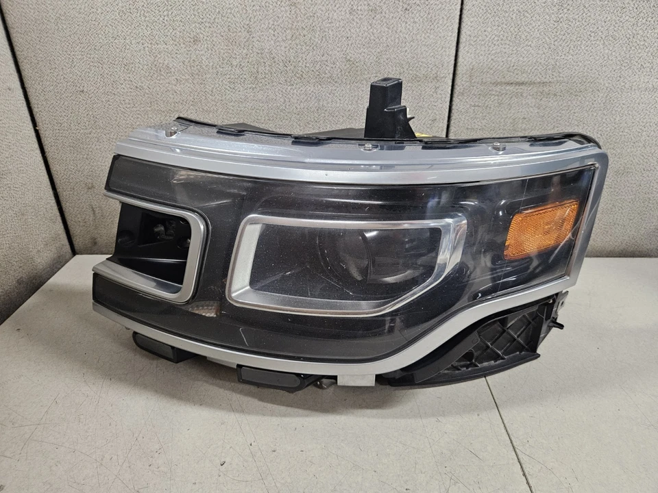 2013-2019 Ford Flex Limited LH Driver HID conjunto de lâmpada de farol DA83-13006-BN - Imagem 1 de 4