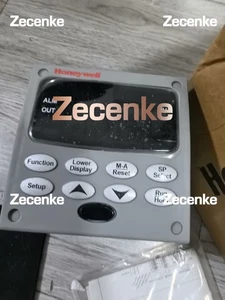 1PC Honeywell UDC2500-EB-0A0R-200-00000-00-0 Instrument - Picture 1 of 2