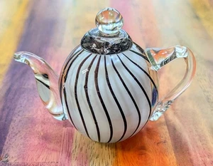 🫖Vintage Candy Striped Glass Blown Art Teapot Paperweight Decore Black & White - Picture 1 of 6