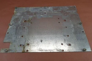 2000-2005 Harley Davidson Electra Glide LUGGAGE BOX MOUNT PLATE - Picture 1 of 5