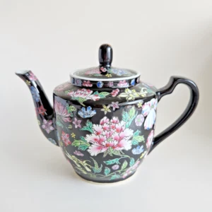 Tetera de porcelana china Mun Shou negra longevidad Famille rosa de colección 2 tazas de té - Imagen 1 de 12