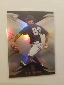 Chronicles Titanium 2021 Deivi Garcia RC #6 New York Yankees - Envío gratuito - Imagen 1 de 1