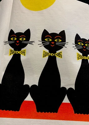 1 Rare Vintage Futura Halloween Crepe Paper 13.5x21” Black Cat Banner Panel NOS — 第 1/2 张图片