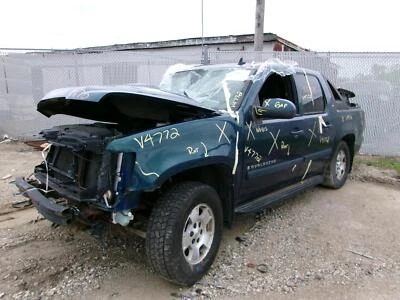 Used Speedometer Gauge fits: 2007 Chevrolet Avalanche 1500 new style smooth door - Image 1 of 4