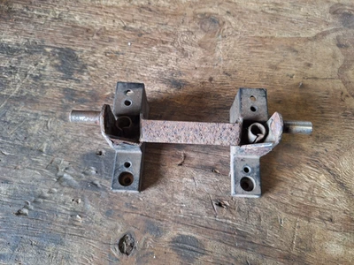 BMW R850R - Soporte de montaje del tanque de combustible de gasolina debajo del asiento Foto 1 de 4