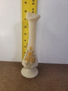Vintage FENTON Custard Glass 8" Swung Bud Vase Hand-Painted Signed - Picture 1 of 6