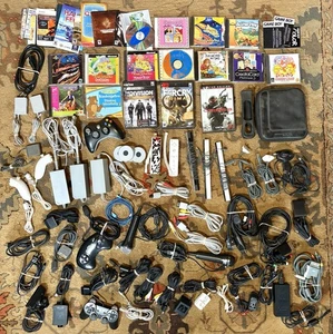 Cables de Videojuegos Cargadores Controlador Manuales Lote de Piezas Sin Probar Wii PS2 XBOX DS - Imagen 1 de 17