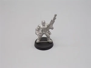 Warhammer 40.000: Imperial Guard - Catachan Raketenwerfer Lader Miniatur - Bild 1 von 1