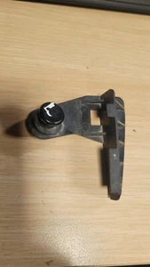 Seat Ibiza MK4 2015 alerón delantero soporte lado pasajero 6j0821119 - Imagen 1 de 5