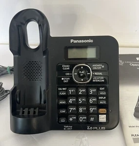 Panasonic Phone KX-TG2382B Cordless System Dect. 6.0, 2 Handsets, 4 Docks Plus - Zdjęcie 1 z 4