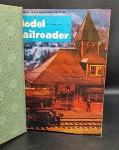 Model Railroader Magazine 33 Issues In Binding 1969-1974 Vintage Lot - Picture 1 of 13