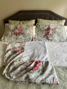 VINTAGE~WESTPOINT STEVENS FLORAL FULL BEDSKIRT & STANDARD (PAIR) SHAMS #160 - Picture 1 of 11