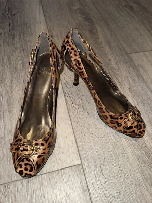 Stuart Weitzman Sz 8.5 Cheetah Print Peep Toe Pumps w/Gold Buckle - Image 1 of 4