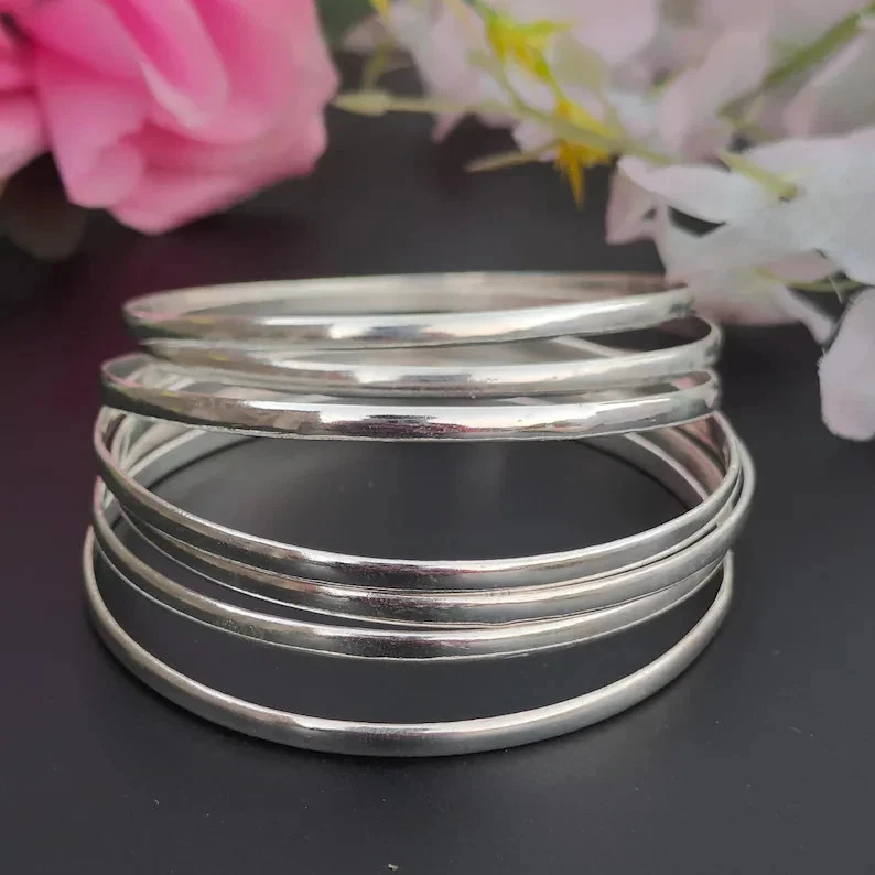 Hammered Set of 7 925 Sterling Silver Bangles Beautiful Stacking Bracelet RR13 - Image 1 of 4