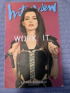 *INTERVIEW MAGAZINE  SUMMER 2022  ISSUE 543  ANNE HATHAWAY - Foto 1 di 4