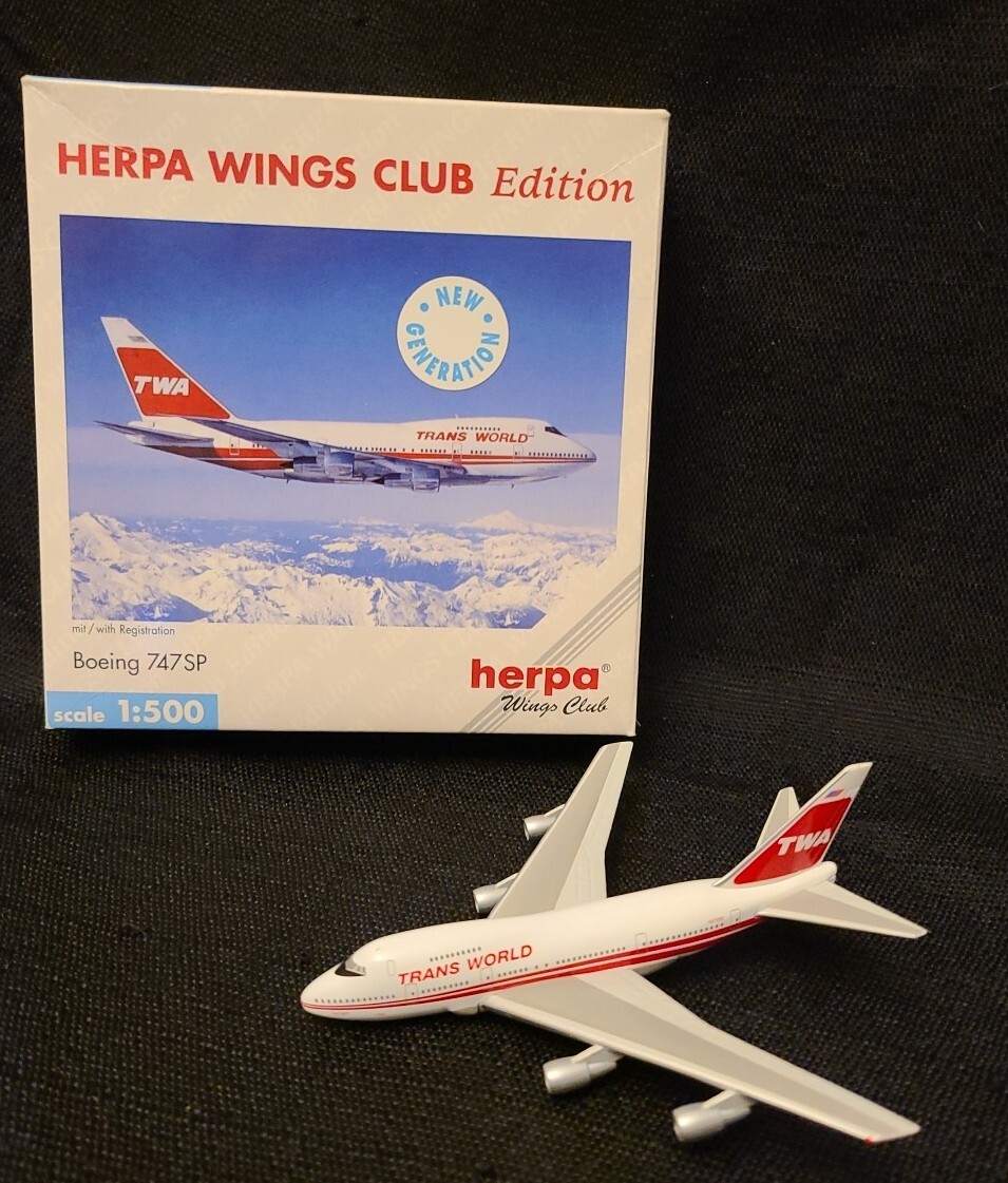 1/500 ヘルパ ブランニフ航空 B747-SP 限定2000個