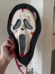 Scream Movie Ghost Face Bleeding Mask with Heart Blood Pump Halloween Horror - Picture 1 of 1