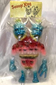 Savage King izumonster Clear Molding Metallic Blue Face Painted Vinyl Toy Sofubi - Picture 1 of 6