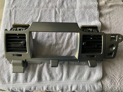 Lincoln MKS 2009 2010 2011 2012 radio central bisel adorno plateado 8A53-5404302-A OEM Foto 1 de 4