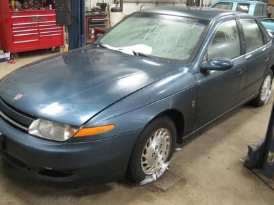 Driver Corner/Park Light Side Marker Fits 00-02 SATURN L SERIES 151773 - Image 1 of 4