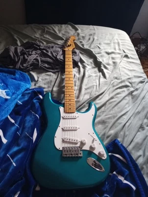 Guitarra Eléctrica Squier E Series Stratocaster 1987 Azul Metálico Foto 1 de 3
