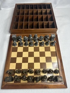 Hermoso juego de ajedrez de colección único temático de bomberos completo con tablero y piezas bonito - Imagen 1 de 22