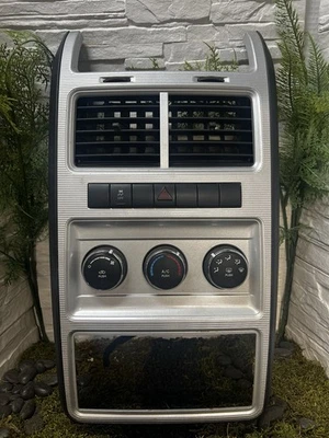 2009-2010 Dodge Journey Climate Control Bezel - Image 1 of 4