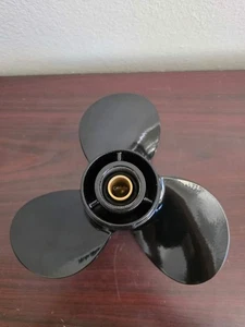 9 1/4 x 9 Outboard Boat Propeller fit Evinrude 8-15 HP 13Tooth RH 763458 - Picture 1 of 3