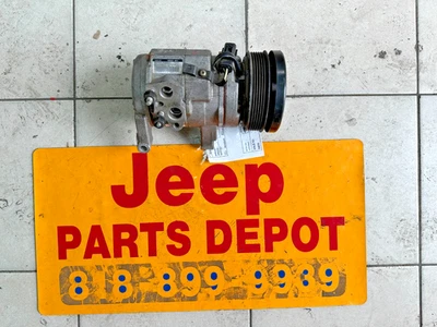 2005 - 2007 JEEP GRAND CHEROKEE 3.7L V6 AC COMPRESSOR W/ CLUTCH OEM 55116834AC - Image 1 of 4