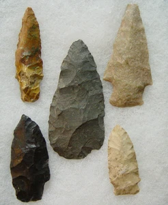 Lot 5 Pfeilspitzen Sammlung - Bild 1 von 2