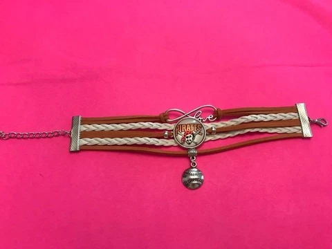 US SELLER PITTSBURGH PIRATES MLB baseballTEAM LEATHER INFINITY CHARM BRACELET #1 Cover
