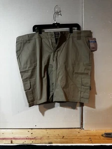 Dickies Women's Relaxed Fit Wrinkle Resistant Twill Shorts Khaki NWT Sz 20UU - Picture 1 of 6