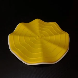 N9338 Tidy Table Mat Design Heatwave Fusionbrands US White Yellow - Imagen 1 de 12