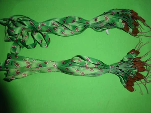 40x Neckstrap Lanyard PARTY MARDI GRAS BEADS Gift Promo EAGLES Football Bar - Picture 1 of 7