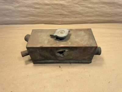 Tanque de cabezal de radiador de latón Jaguar XKE E-Type S1 3.8 OEM temprano Foto 1 de 4