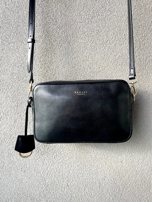 RADLEY LONDON GENUINE LEATHER CROSSBODY BAG. BLACK - image 1 of 4