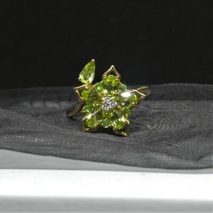 9k 9ct Peridot, Emerald and Diamond Flower-shaped Unique Quirky Dress Ring - Picture 1 of 6