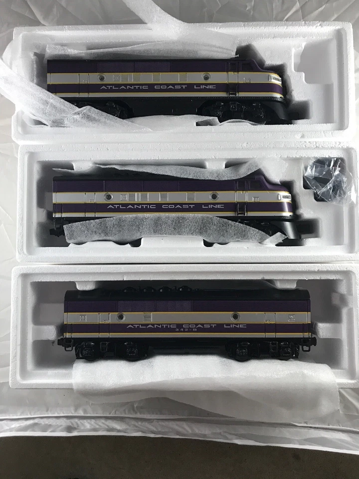 1992 Lionel Atlantic Coast Line F3 ABA Diesel LOCO Set 11903 L/n