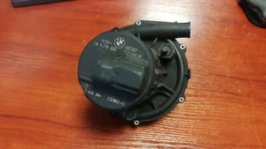 BMW 3ER E46 SEKUNDÄRLUFT SMOGPUMPE 1435364 - 1715293 - Bild 1 von 3