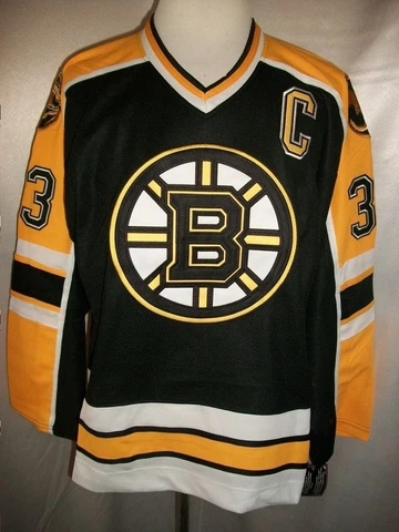 Zdeno Chara Boston Bruins Black & Yellow "1995-2006" CCM NHL Jersey Cover