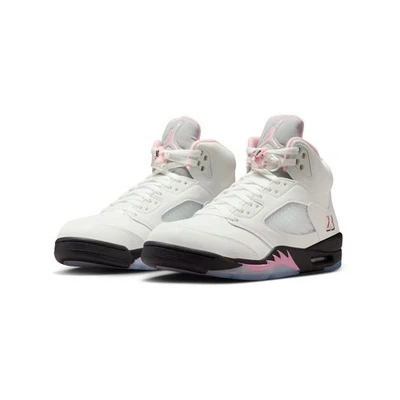 PARA HOMBRES AIR JORDAN 5 RETRO_BLANCO/MEDIANO SUAVE ROSA-NEGRO HQ7978-102 Foto 1 de 3
