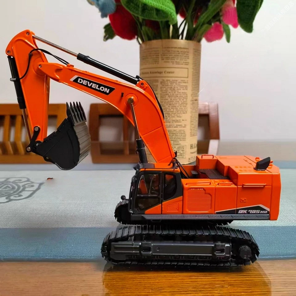1/50 Scale DEVELON DX705HD Hydraulic Excavator Diecast Model Toy Gift NIB - Image 1 of 4